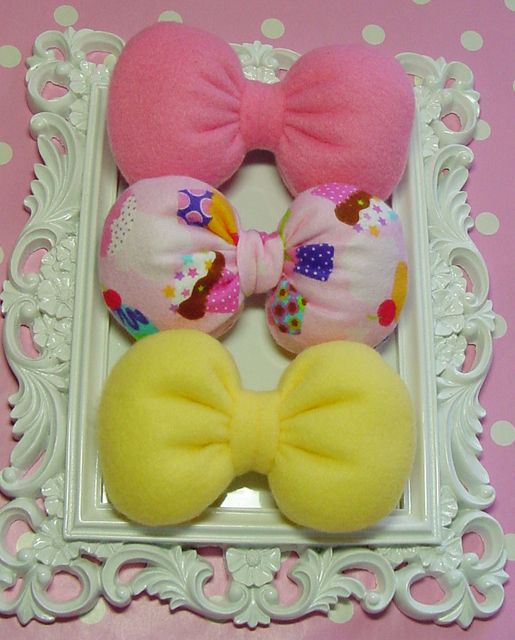 Set of 3 MINI Hello Kitty Inspired Hair Bow CLIPS Barbie Pink Cupcake 