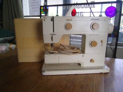 VINTAGE BERNINA NOVA ELECTRONIC SEWING MACHINE WITH CASE & ATTACHMENTS 