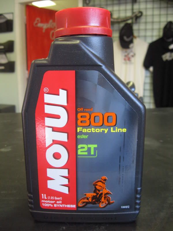 Two Stoke Oil (2T), Motul 800 Full Synthetic, Premix  